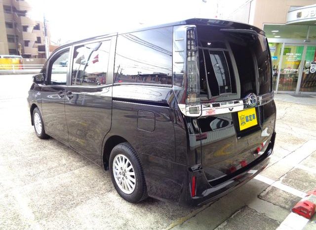 TOYOTA VOXY HYBRID V 2015 full