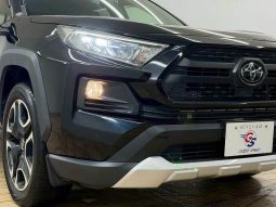 TOYOTA RAV4 ADVENTURE 2020 full