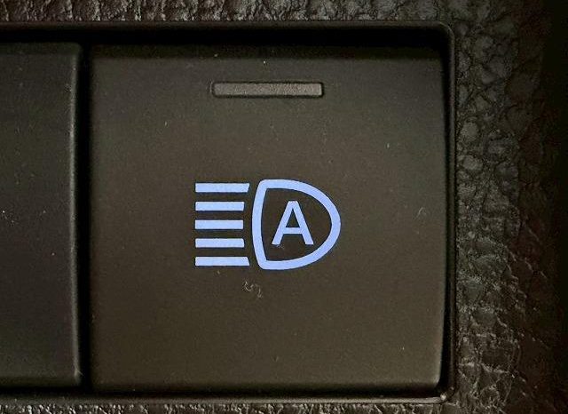 TOYOTA RAV4 ADVENTURE 2020 full