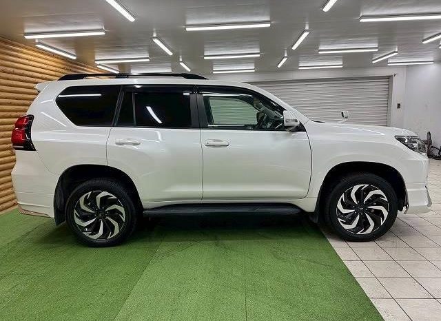 TOYOTA LAND CRUISER PRADO TX L PACKAGE 2020 full