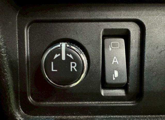 TOYOTA LAND CRUISER PRADO TX L PACKAGE 2020 full