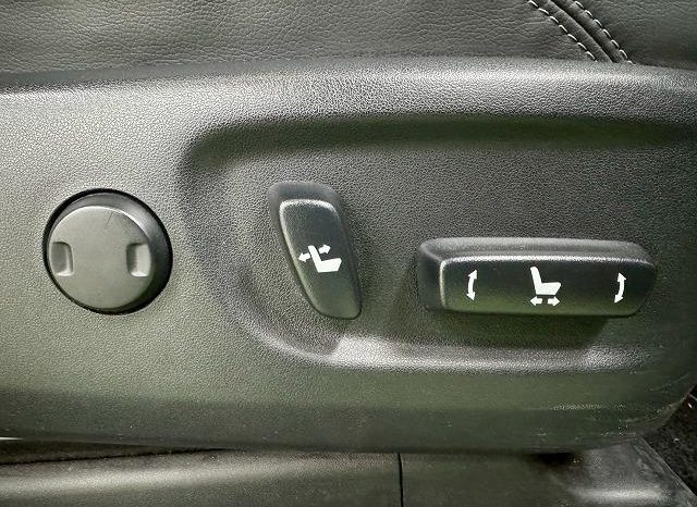 TOYOTA LAND CRUISER PRADO TX L PACKAGE 2020 full