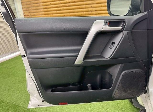 TOYOTA LAND CRUISER PRADO TX L PACKAGE 2020 full