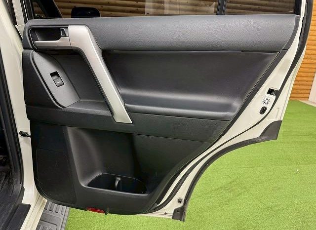 TOYOTA LAND CRUISER PRADO TX L PACKAGE 2020 full