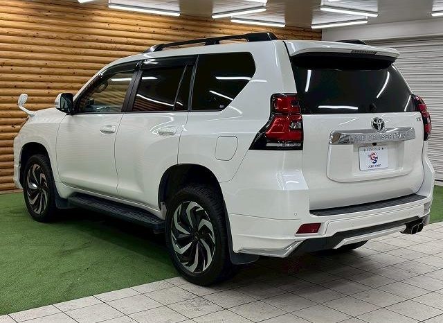 TOYOTA LAND CRUISER PRADO TX L PACKAGE 2020 full