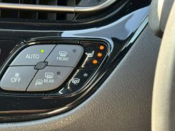 TOYOTA C-HR G 2017 full