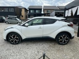 TOYOTA C-HR G 2017 full