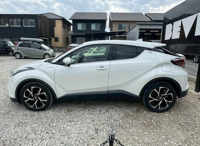 TOYOTA C-HR G 2017 full