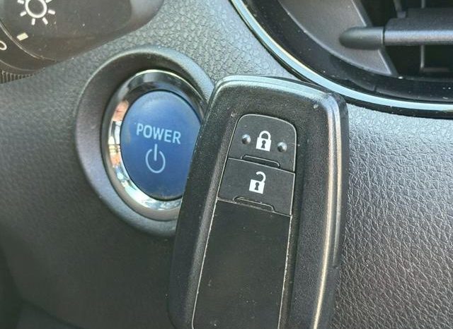 TOYOTA C-HR G 2017 full