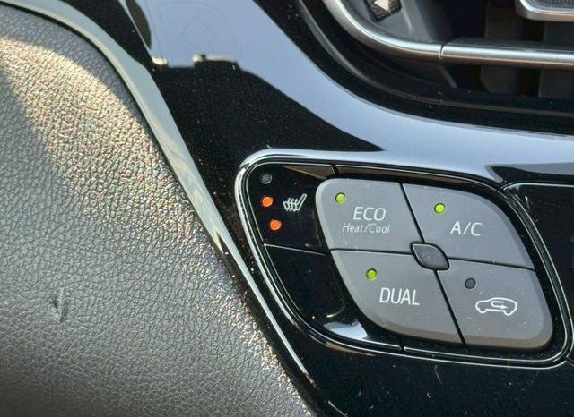 TOYOTA C-HR G 2017 full