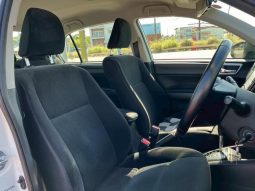 TOYOTA COROLLA AXIO HYBRID G 2016 full