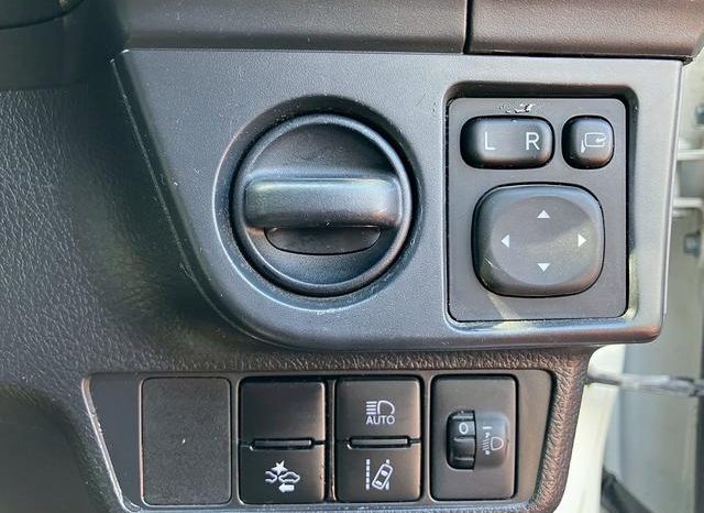 TOYOTA COROLLA AXIO HYBRID G 2016 full