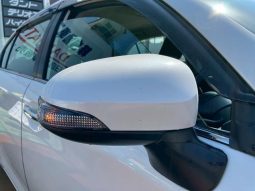 TOYOTA COROLLA AXIO HYBRID G 2016 full