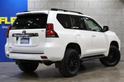 TOYOTA LAND CRUISER PRADO TX L PACKAGE BLACK EDITION 2021 full