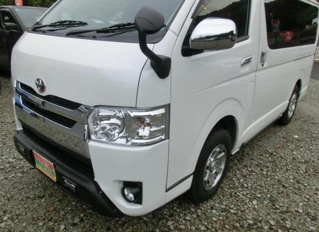 TOYOTA HIACE VAN LONG SUPER GL 2017 full
