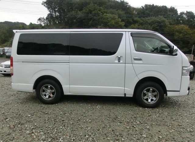 TOYOTA HIACE VAN LONG SUPER GL 2017 full