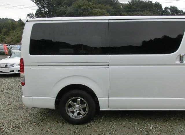 TOYOTA HIACE VAN LONG SUPER GL 2017 full