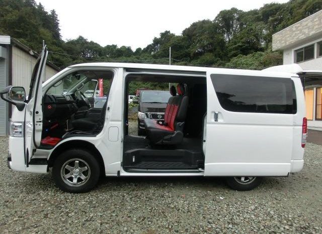 TOYOTA HIACE VAN LONG SUPER GL 2017 full