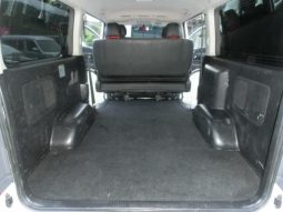 TOYOTA HIACE VAN LONG SUPER GL 2017 full