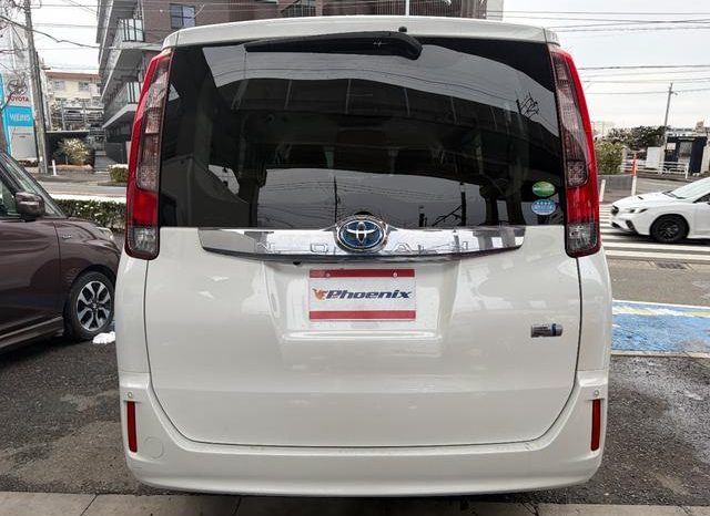 TOYOTA NOAH HYBRID G 2015 full
