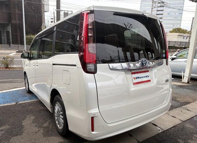 TOYOTA NOAH HYBRID G 2015 full