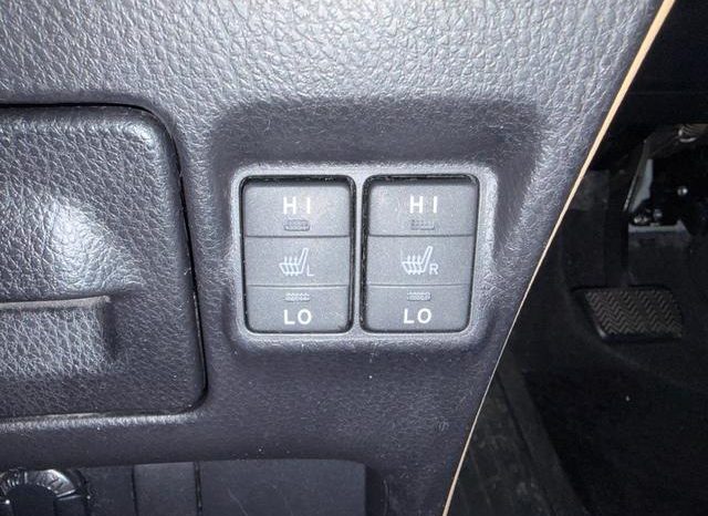 TOYOTA NOAH HYBRID G 2015 full