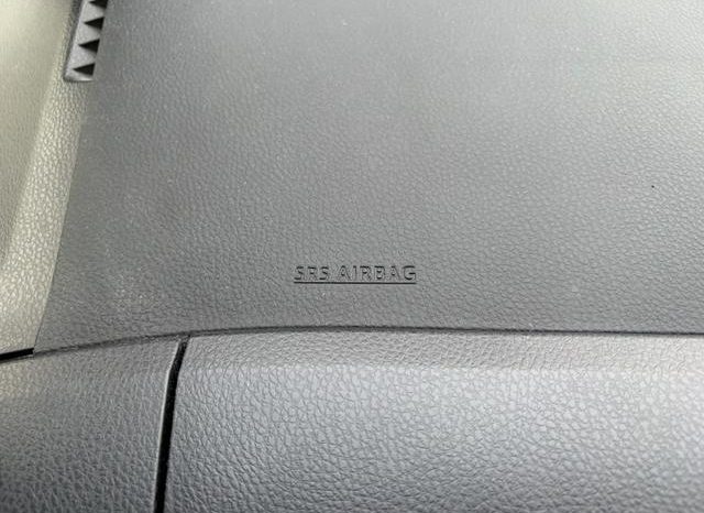 TOYOTA NOAH HYBRID G 2015 full