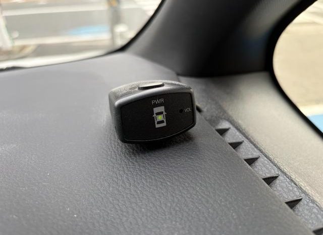 TOYOTA NOAH HYBRID G 2015 full