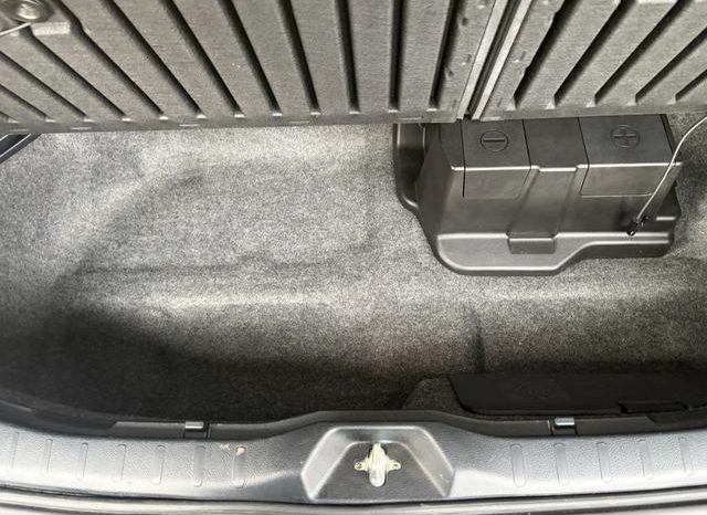 TOYOTA NOAH HYBRID G 2015 full