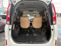 TOYOTA NOAH HYBRID G 2015 full
