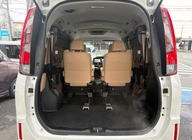 TOYOTA NOAH HYBRID G 2015 full