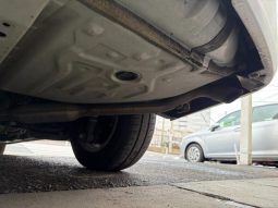 TOYOTA NOAH HYBRID G 2015 full