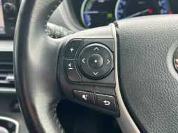 TOYOTA VOXY HYBRID V 2015 full