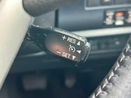 TOYOTA VOXY HYBRID V 2015 full