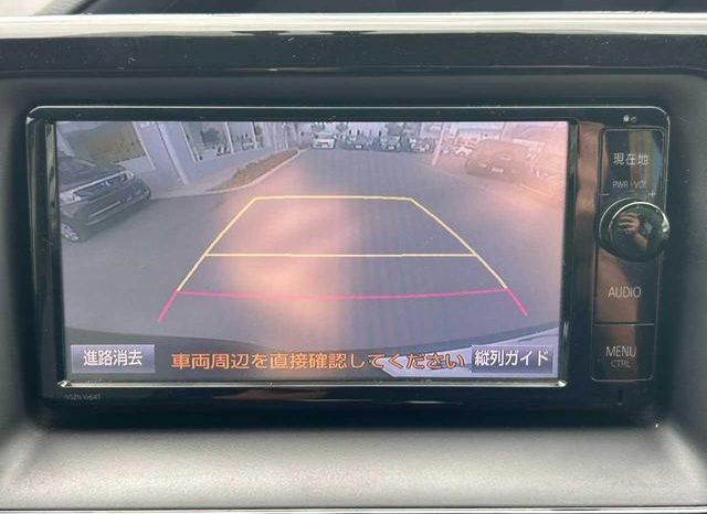 TOYOTA VOXY HYBRID V 2015 full