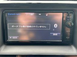 TOYOTA VOXY HYBRID V 2015 full