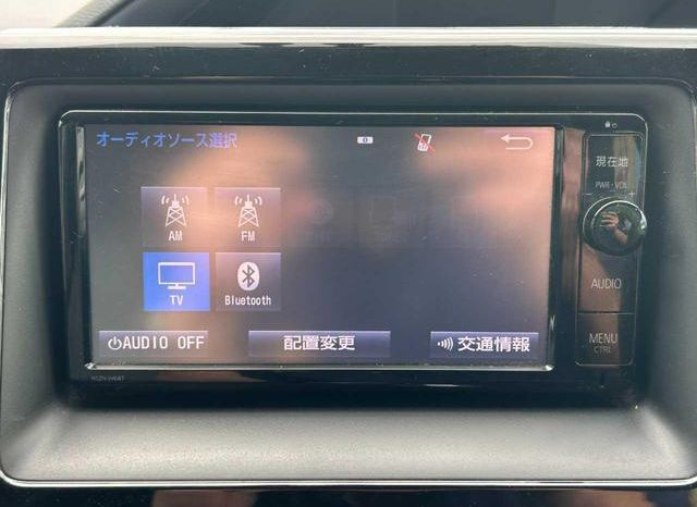 TOYOTA VOXY HYBRID V 2015 full