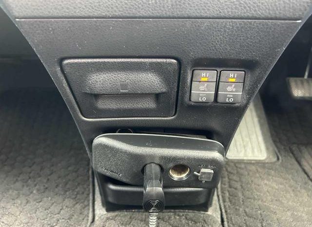 TOYOTA VOXY HYBRID V 2015 full