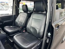 TOYOTA VOXY HYBRID V 2015 full