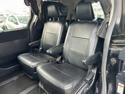 TOYOTA VOXY HYBRID V 2015 full