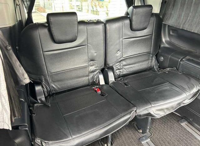 TOYOTA VOXY HYBRID V 2015 full