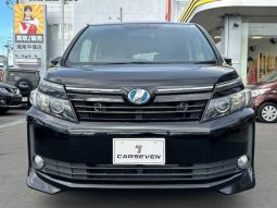 TOYOTA VOXY HYBRID V 2015 full