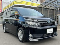 TOYOTA VOXY HYBRID V 2015 full