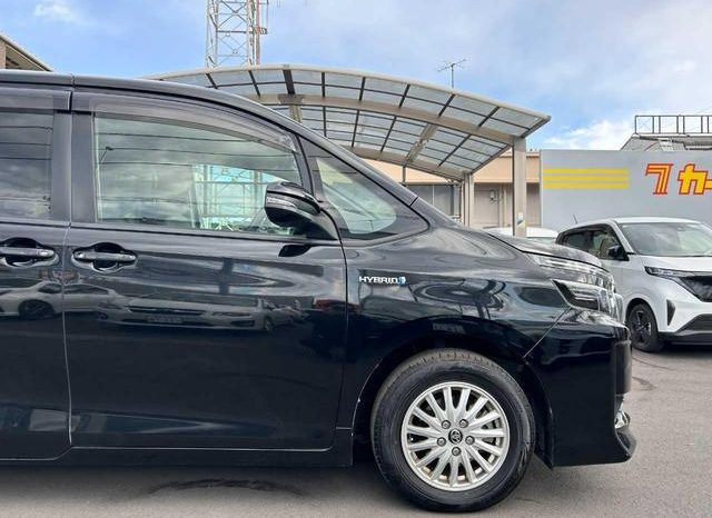 TOYOTA VOXY HYBRID V 2015 full