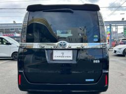 TOYOTA VOXY HYBRID V 2015 full