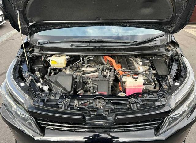 TOYOTA VOXY HYBRID V 2015 full