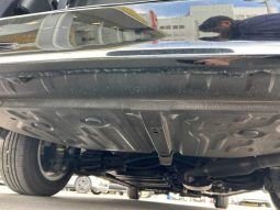 TOYOTA VOXY HYBRID V 2015 full