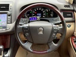 TOYOTA CROWN ROYAL SALOON NAVI PACKAGE full