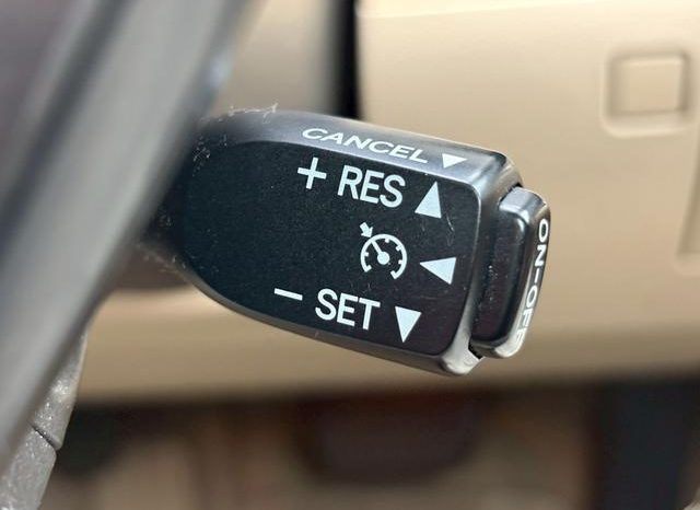 TOYOTA CROWN ROYAL SALOON NAVI PACKAGE full