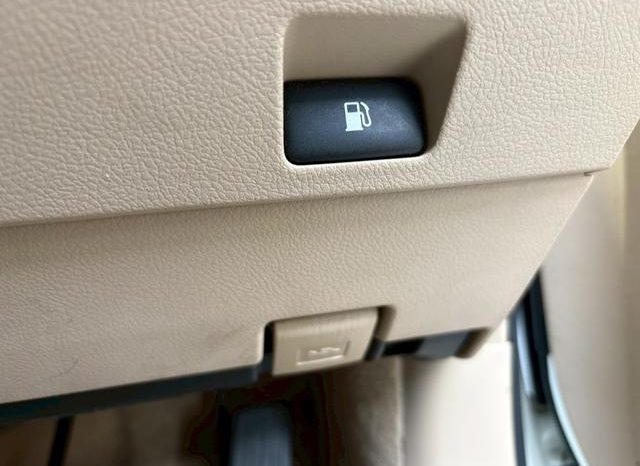 TOYOTA CROWN ROYAL SALOON NAVI PACKAGE full